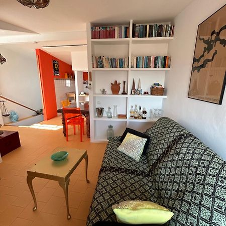 Vila Charming House In The Historic Old Town Alicante Exteriér fotografie